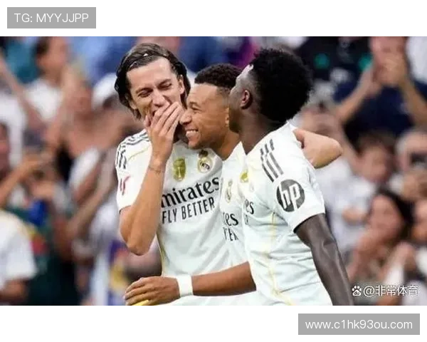 皇马双人世界波闪耀西甲 联赛豪取五连胜再度强势领跑